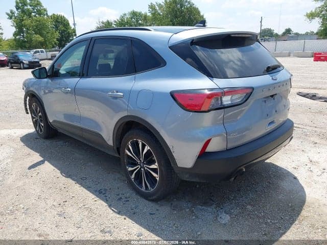 2022 FORD ESCAPE SE 3