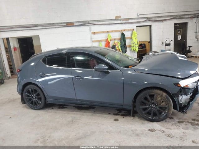 2021 MAZDA MAZDA3 PREMIUM 13