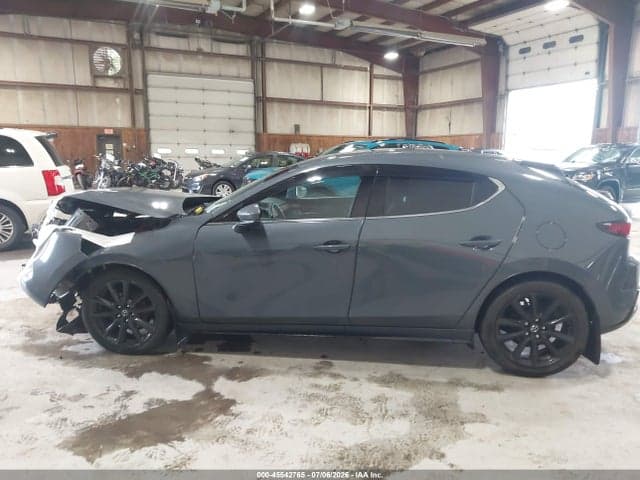 2021 MAZDA MAZDA3 PREMIUM 14
