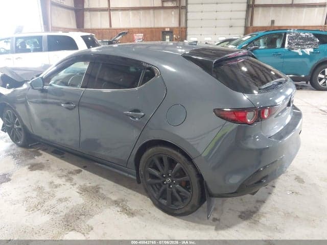 2021 MAZDA MAZDA3 PREMIUM 3