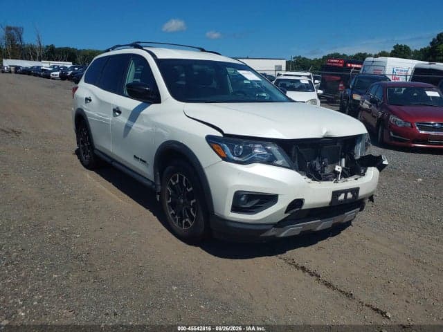 2019 NISSAN PATHFINDER SV 1