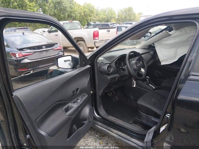 2021 NISSAN KICKS S XTRONIC CVT 5
