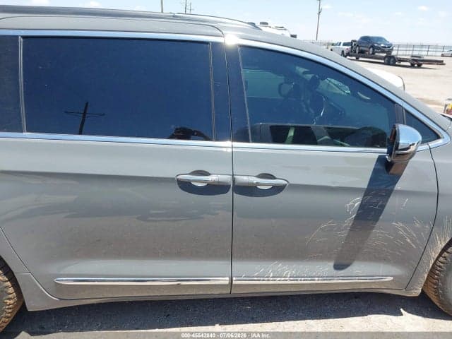 2023 CHRYSLER PACIFICA LIMITED 13