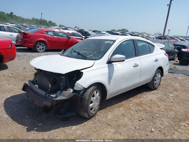 2019 NISSAN VERSA 1.6 SV 2