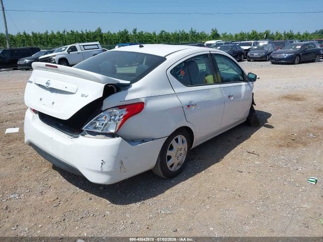 2019 NISSAN VERSA 1.6 SV 4
