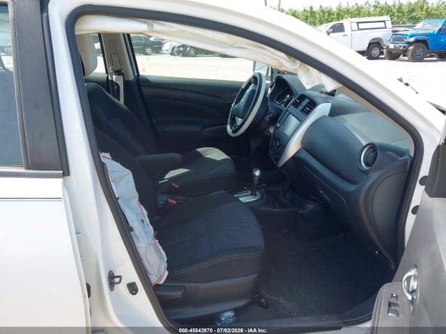 2019 NISSAN VERSA 1.6 SV 5