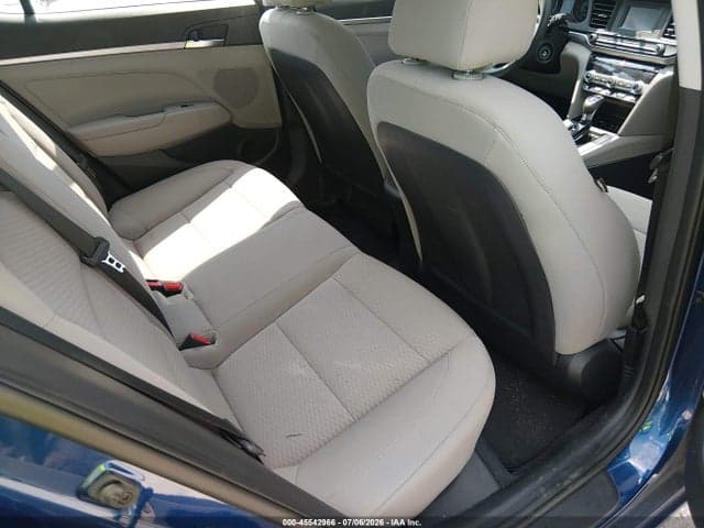 2020 HYUNDAI ELANTRA SE 8