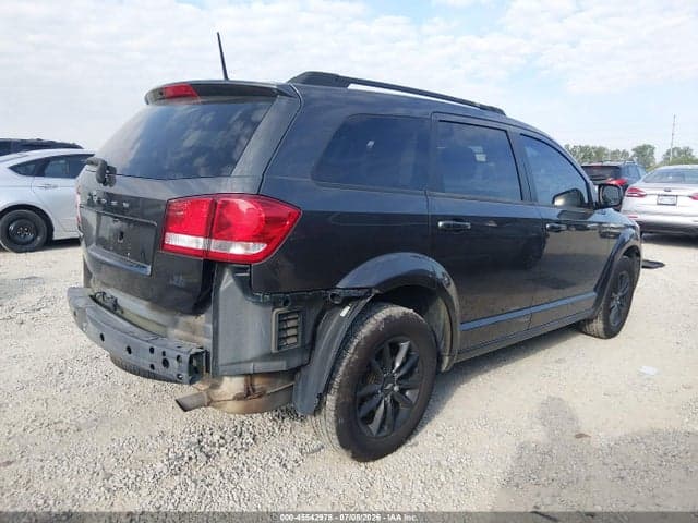 2019 DODGE JOURNEY SE 4
