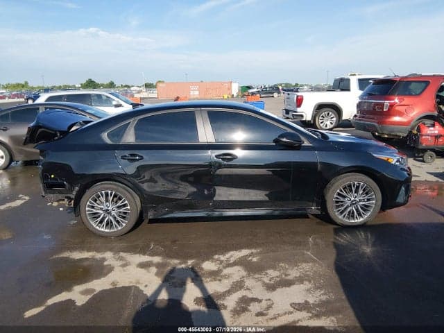 2024 KIA FORTE GT-LINE 13