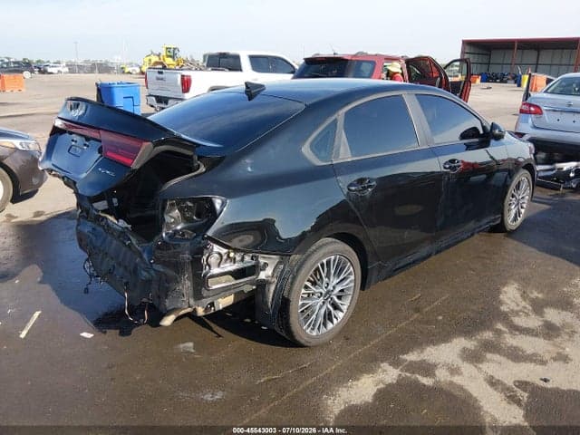 2024 KIA FORTE GT-LINE 3