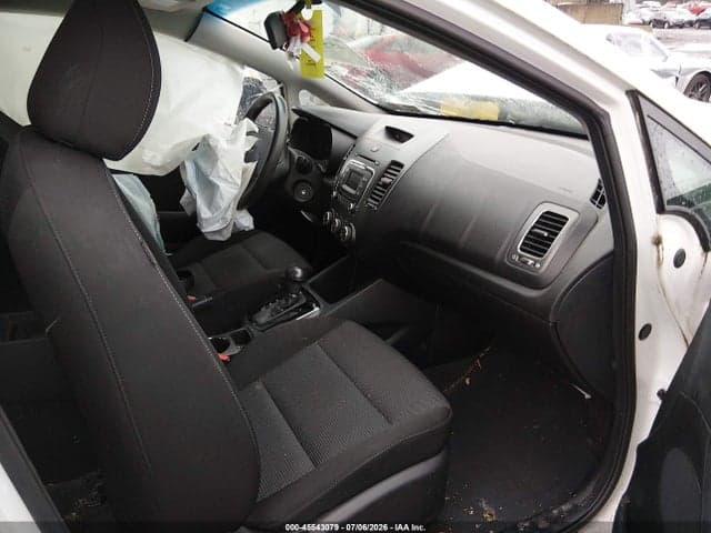 2017 KIA FORTE LX 5