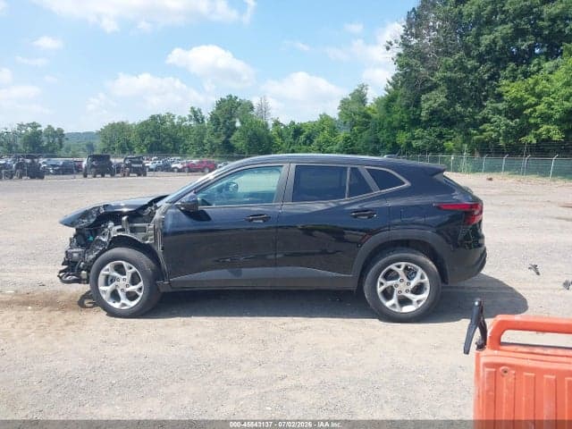 2025 CHEVROLET TRAX FWD LS 15