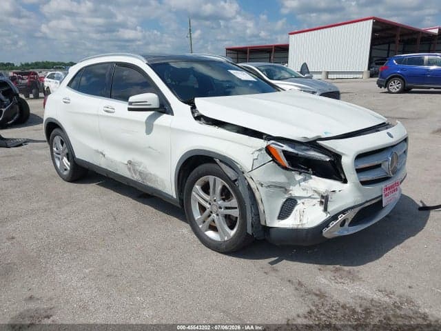 2017 MERCEDES-BENZ GLA 250 - 1