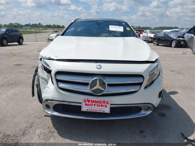 2017 MERCEDES-BENZ GLA 250 12
