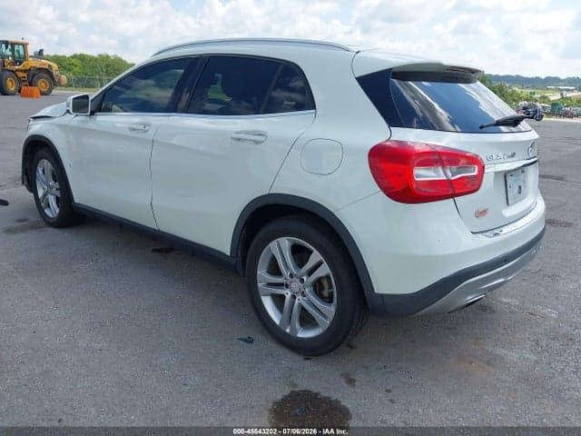 2017 MERCEDES-BENZ GLA 250 3