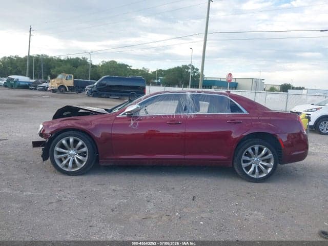 2019 CHRYSLER 300 TOURING 14
