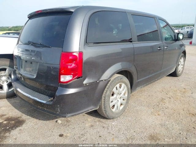 2018 DODGE GRAND CARAVAN SE 4