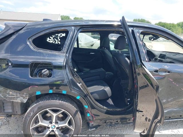 2017 BMW X1 XDRIVE28I 8