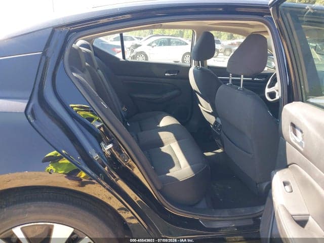 2019 NISSAN ALTIMA 2.5 SV 8