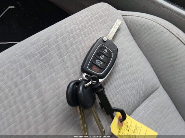 2021 HYUNDAI TUCSON SE 11