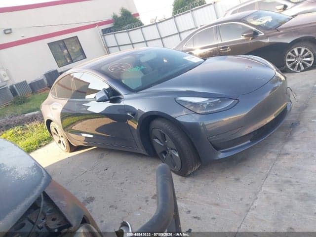 2021 TESLA MODEL 3 STANDARD RANGE PLUS REAR-WHEEL DRIVE 1