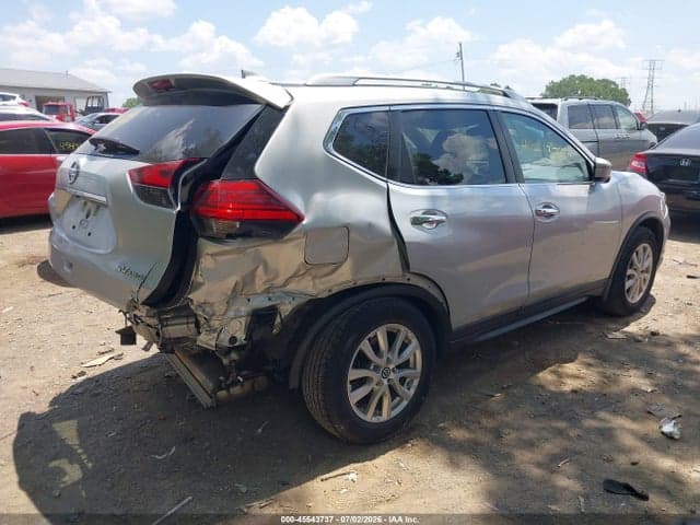 2017 NISSAN ROGUE SV 6