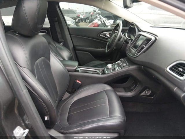 2016 CHRYSLER 200 C 5