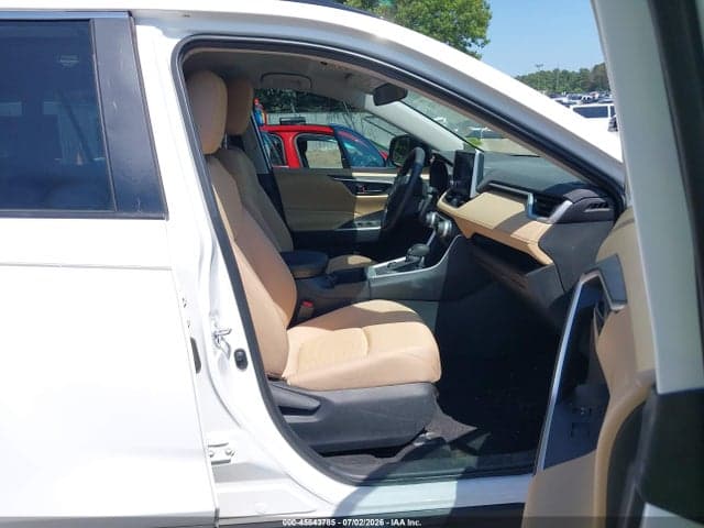 2024 TOYOTA RAV4 HYBRID LE 5