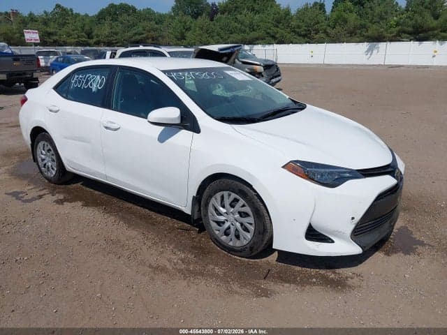 2018 TOYOTA COROLLA LE