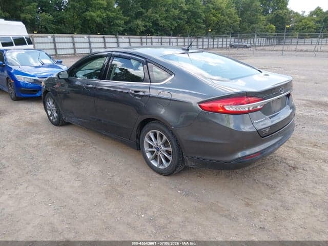 2017 FORD FUSION SE 3