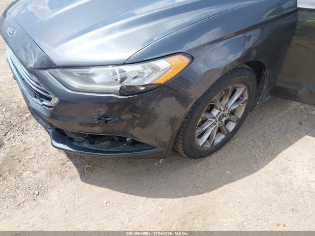2017 FORD FUSION SE 6