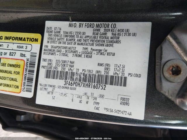 2017 FORD FUSION SE 9