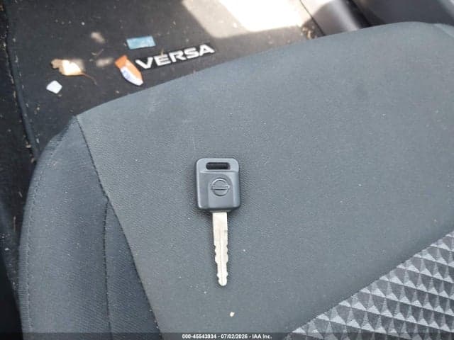 2024 NISSAN VERSA 1.6 S 11