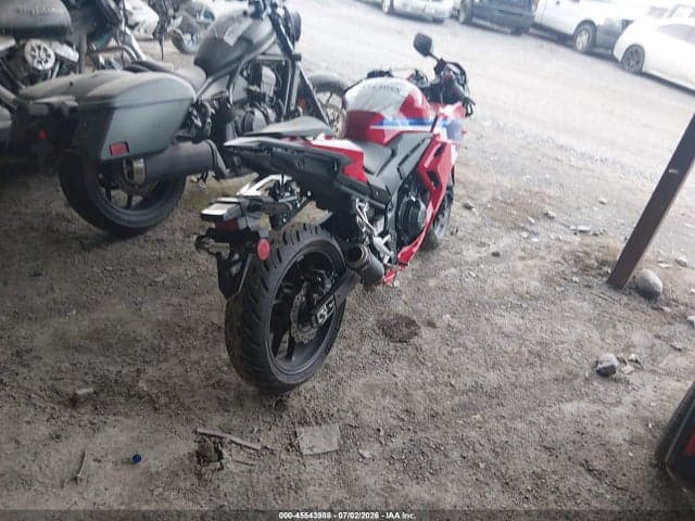 2025 HONDA CBR500 RA 4
