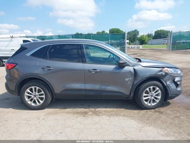2022 FORD ESCAPE SE 13