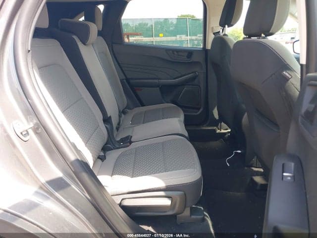2022 FORD ESCAPE SE 8
