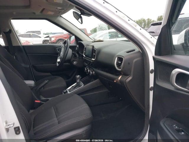 2023 HYUNDAI VENUE SEL 5