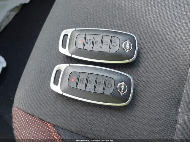 2025 NISSAN VERSA 1.6 SR 11