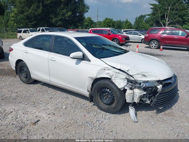 2016 TOYOTA CAMRY LE