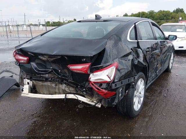 2021 CHEVROLET MALIBU FWD LT 4