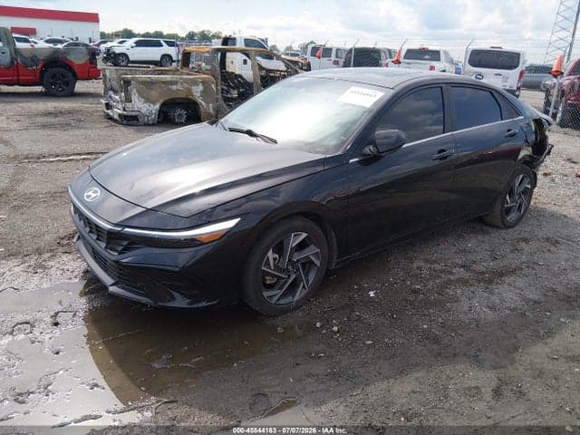2024 HYUNDAI ELANTRA SEL 2