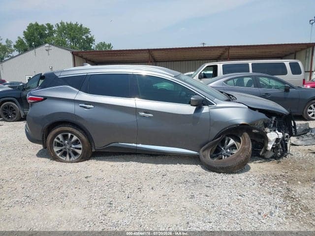 2017 NISSAN MURANO S 13