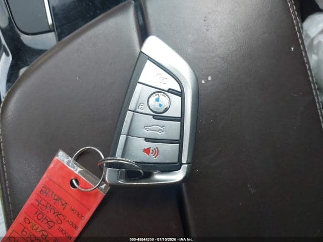 2019 BMW 540I 11