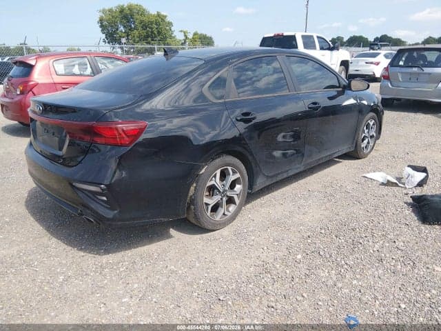 2021 KIA FORTE LXS 4