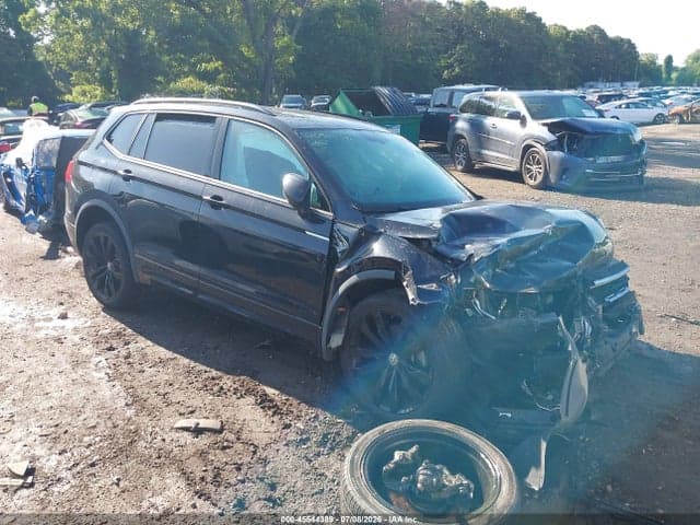 2021 VOLKSWAGEN TIGUAN 2.0T SE/2.0T SE R-LINE BLACK/2.0T SEL - 1