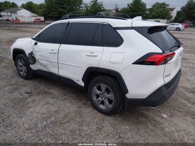 2023 TOYOTA RAV4 HYBRID XLE 3
