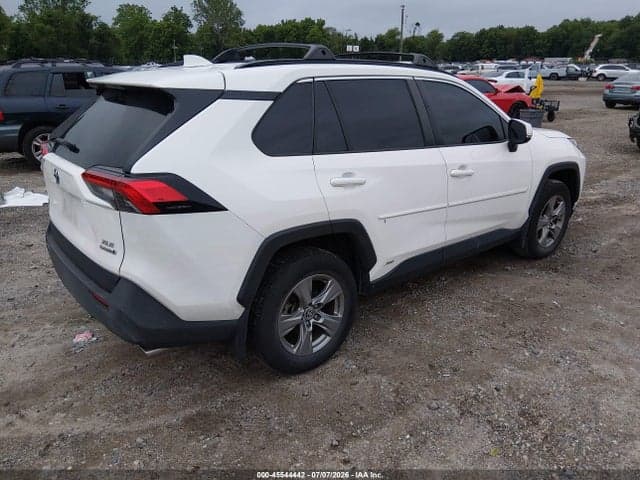 2023 TOYOTA RAV4 HYBRID XLE 4