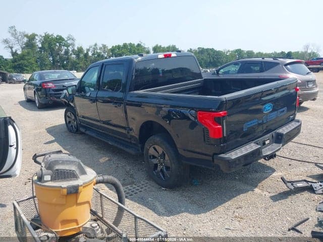 2024 FORD F-150 LIGHTNING FLASH 3