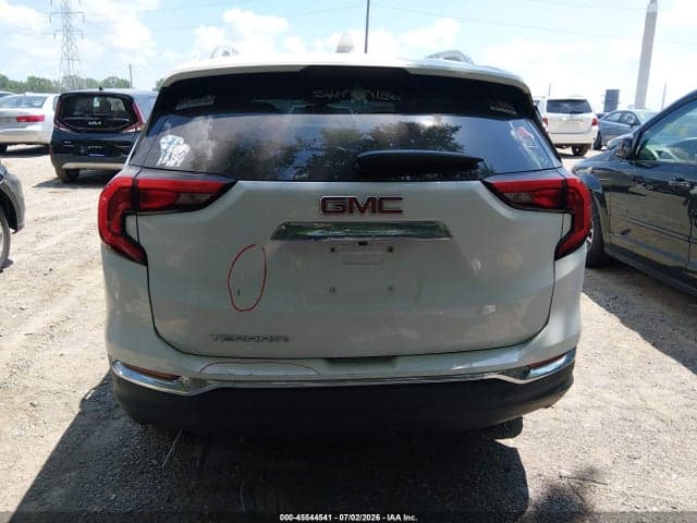 2018 GMC TERRAIN SLT 17
