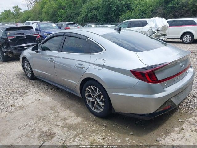 2021 HYUNDAI SONATA SEL 3